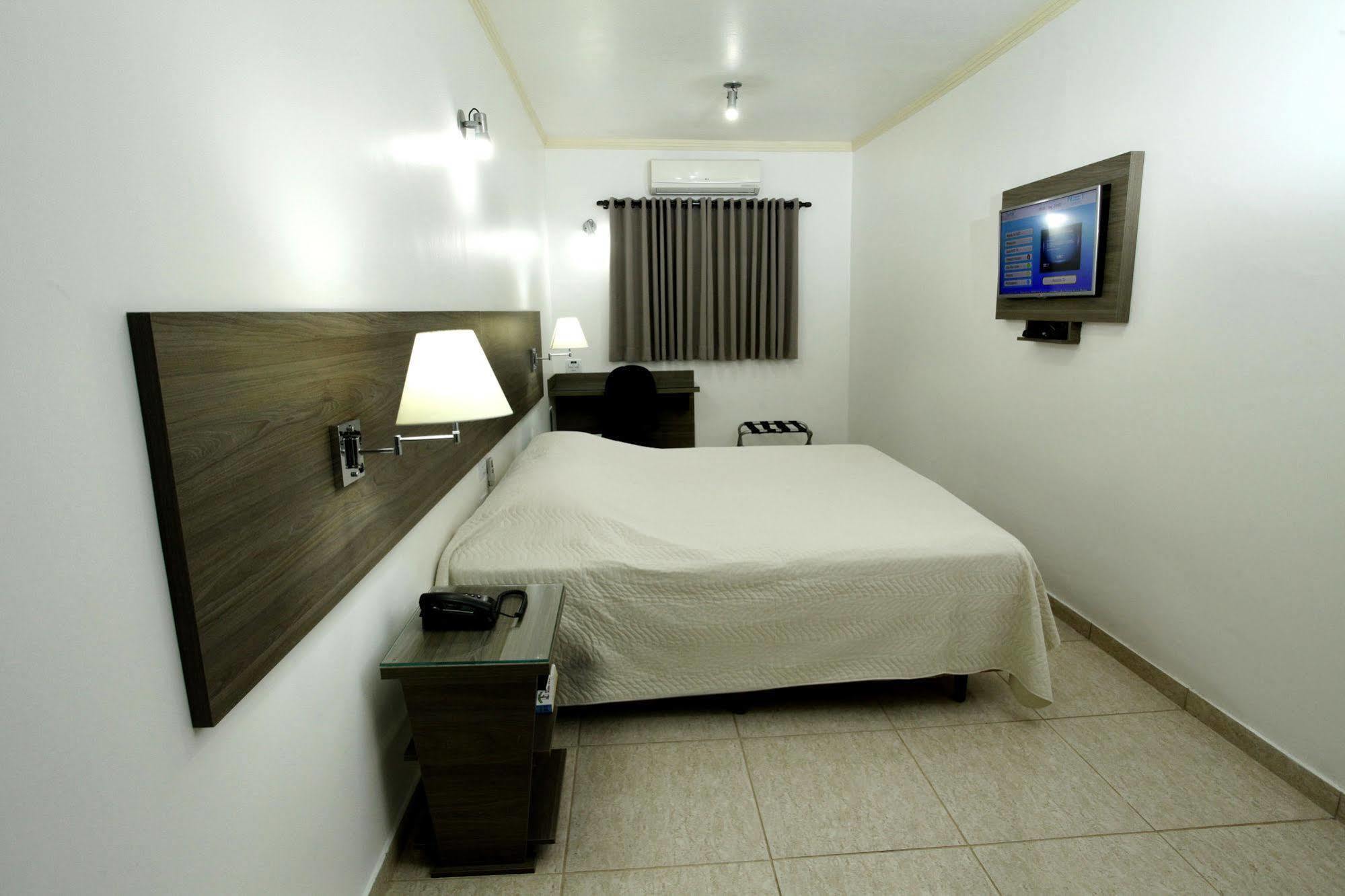 Indaia Hotel เซาการ์โลส ภายนอก รูปภาพ